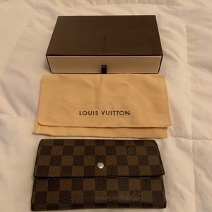 AUTHENTIC LV wallet